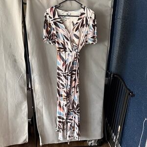 O'Neill Multicolor Leaf Pattern Maxi Dress